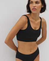 BLACK - Seamless Rib Bralette