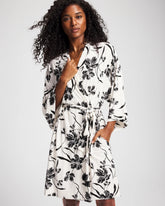 REFLECTION BLOOMS CHAMP - Short Robe