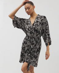 PLUMERIA BLOOMS BLK CH - Short Robe