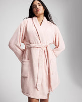PRETTY PINK - Plush Short Robe