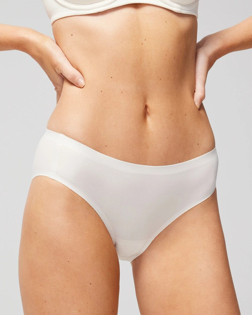 IVORY - Soft Stretch Hipster Panty