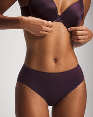 PLUM PERFECT - High-Leg Panty