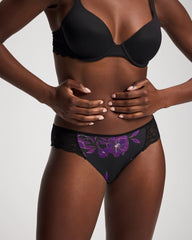 GILDED BLOOMS MAGENTA M - Edge Bikini Panty with Lace