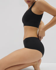 BLACK - Seamless Rib Boyshort Panty