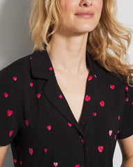 FLOATING HEARTS BLACK RED - Short Sleeve Notch Collar Pajama Top