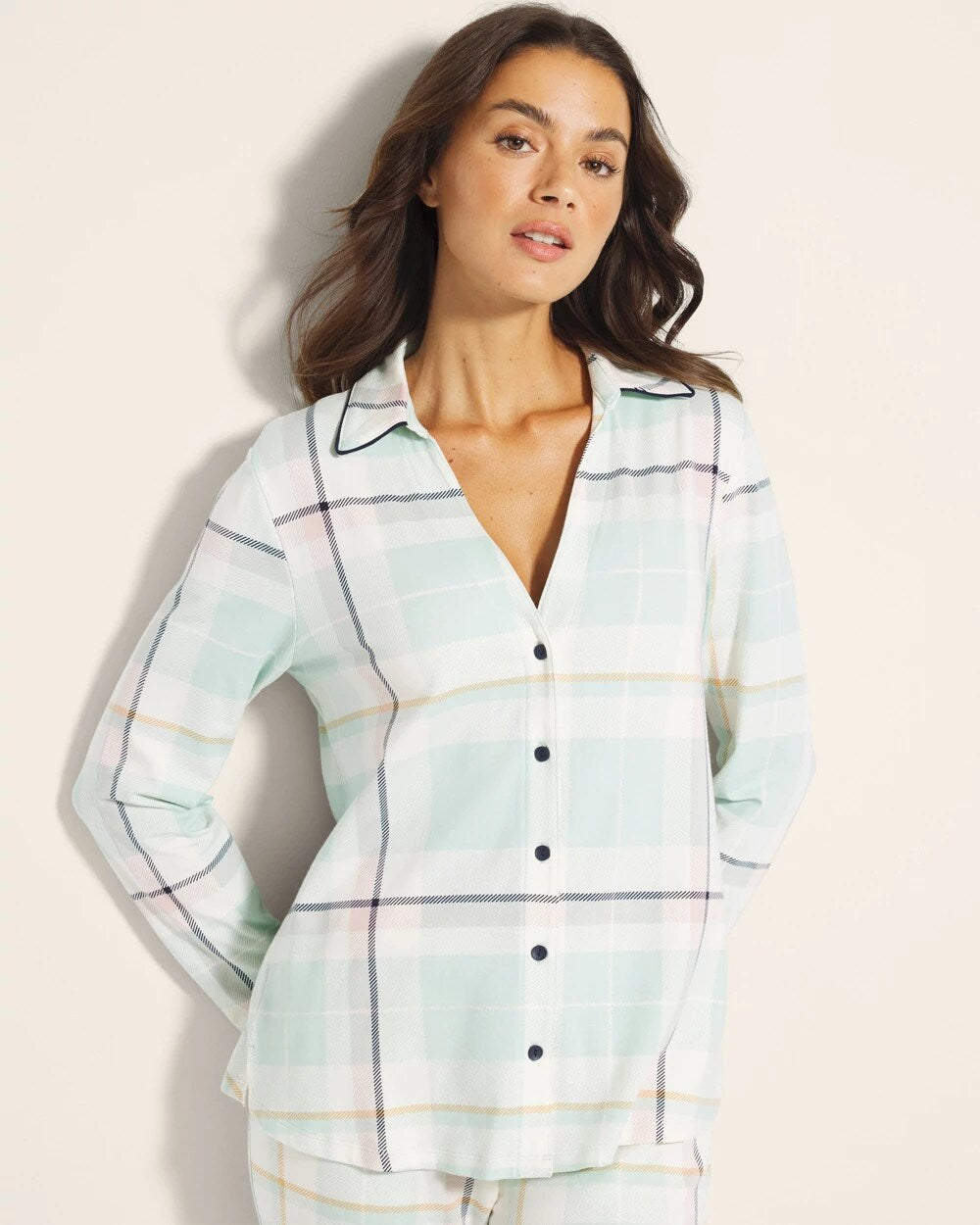 SNUGGLE UP PLAID GREEN - Long-Sleeve Notch Collar Pajama Top