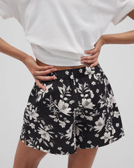 PLUMERIA DREAM BLACK - Pajama Shorts