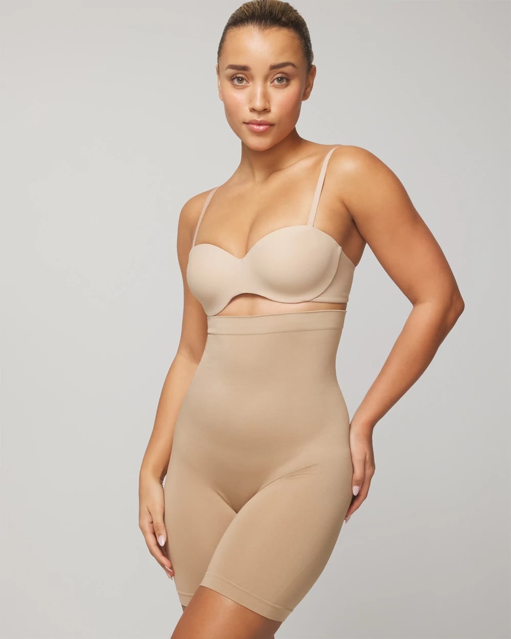 ALMOND - Mid-Level Shaping Seamless High-Waist Thigh Shaper