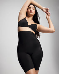 BLACK - Mid Level Cooling Super High Waist Short