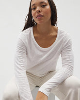 OPTIC WHITE - Long-Sleeve Top