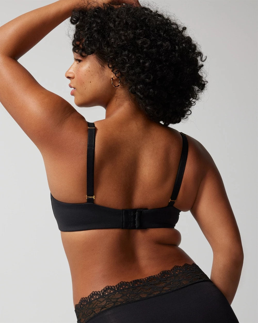 BLACK - Push-Up Plunge Bra