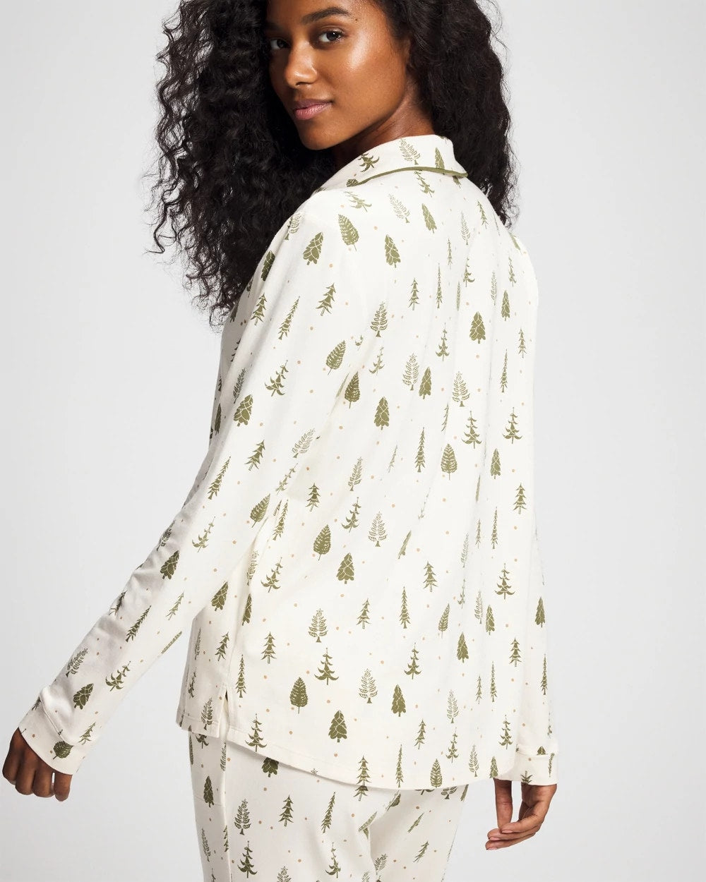 FESTIVE FIRS CHAMP DREAMS - Long-Sleeve Notch Collar Pajama Top