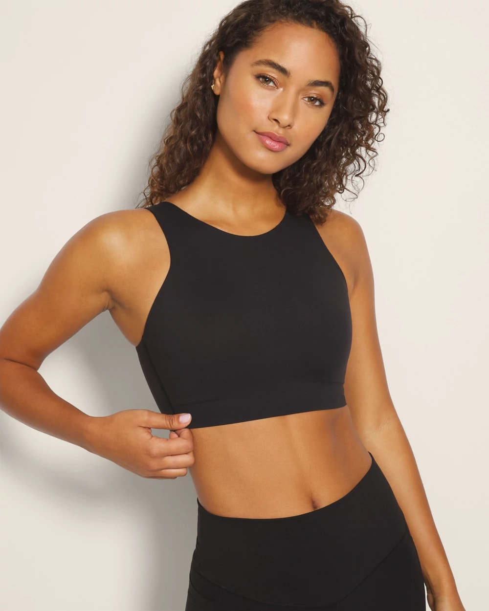 BLACK - High-Neck Yoga Bra