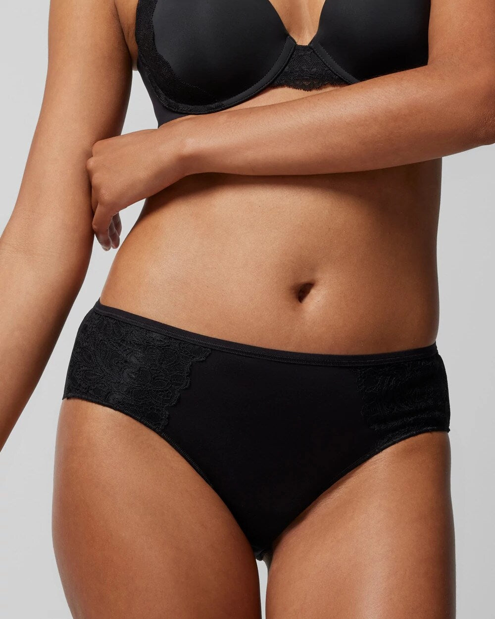 BLACK - Cheeky Panty with Lace