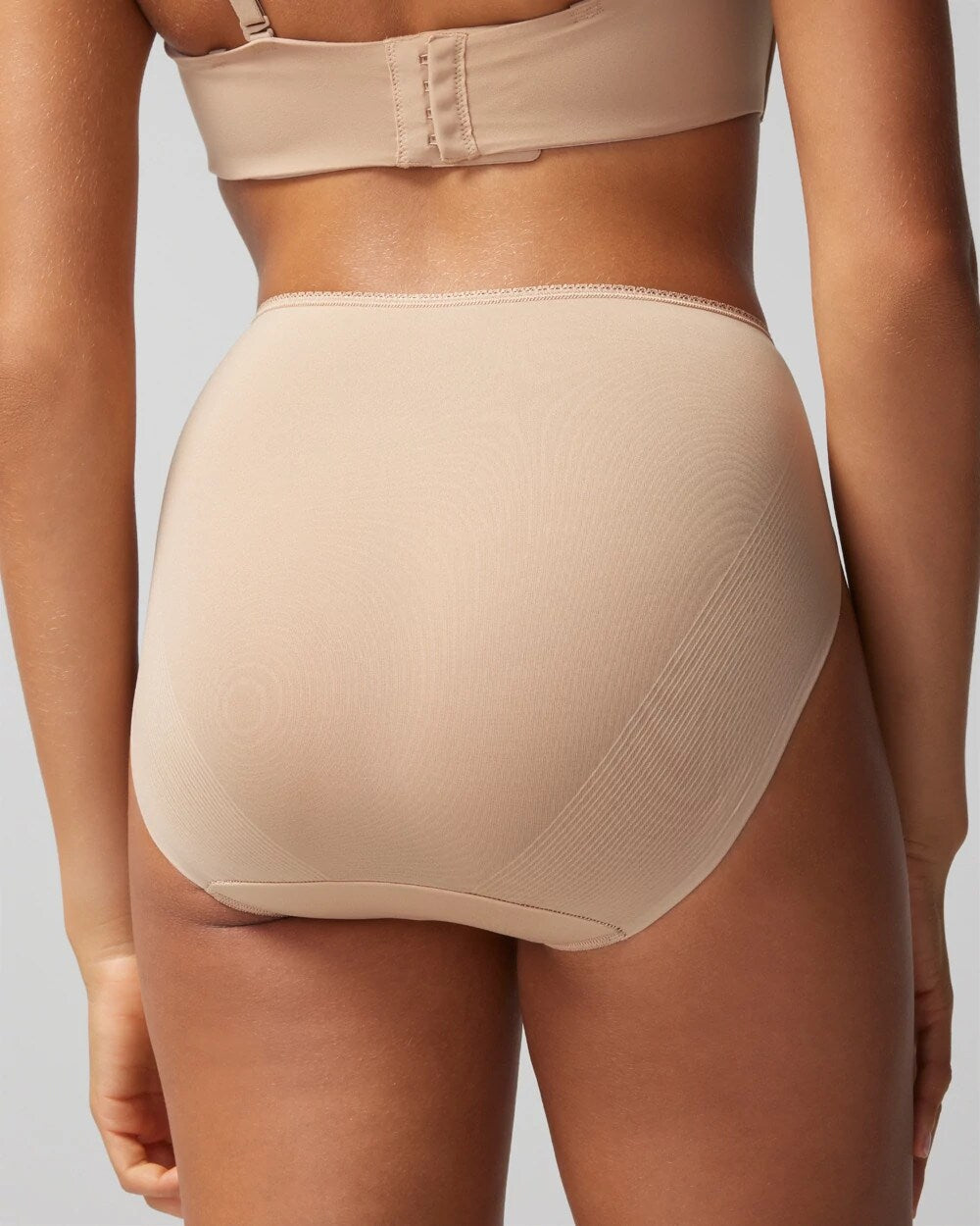 WARM AMBER - High-Leg Panty with Lace