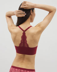 FIRST KISS - Racerback Bralette with Lace Back