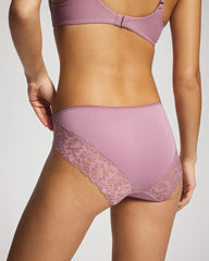 BEACH PLUM - High-Leg Panty With Signature Lace