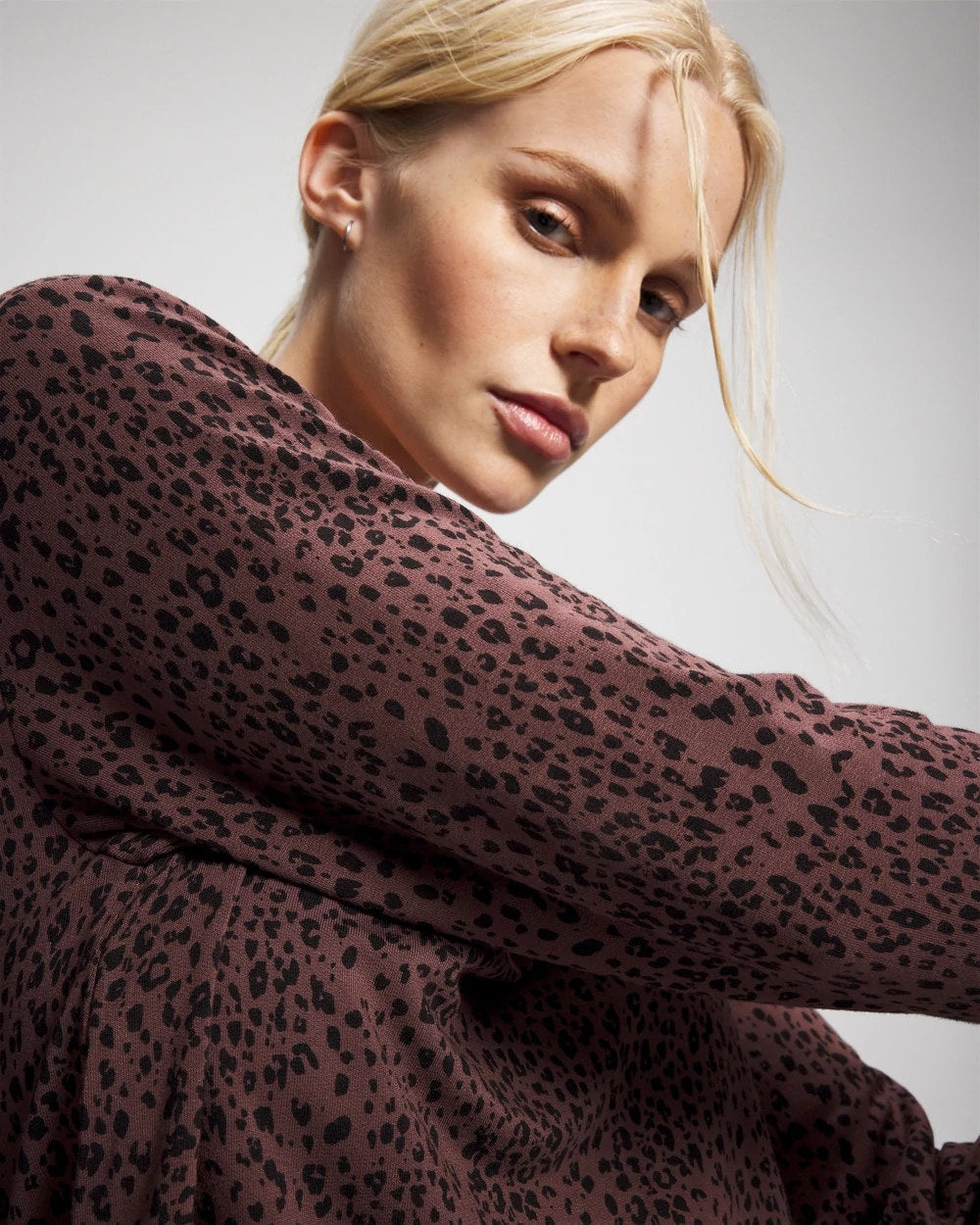 HOT SPOT MOCHA - Long-Sleeve Pajama Top