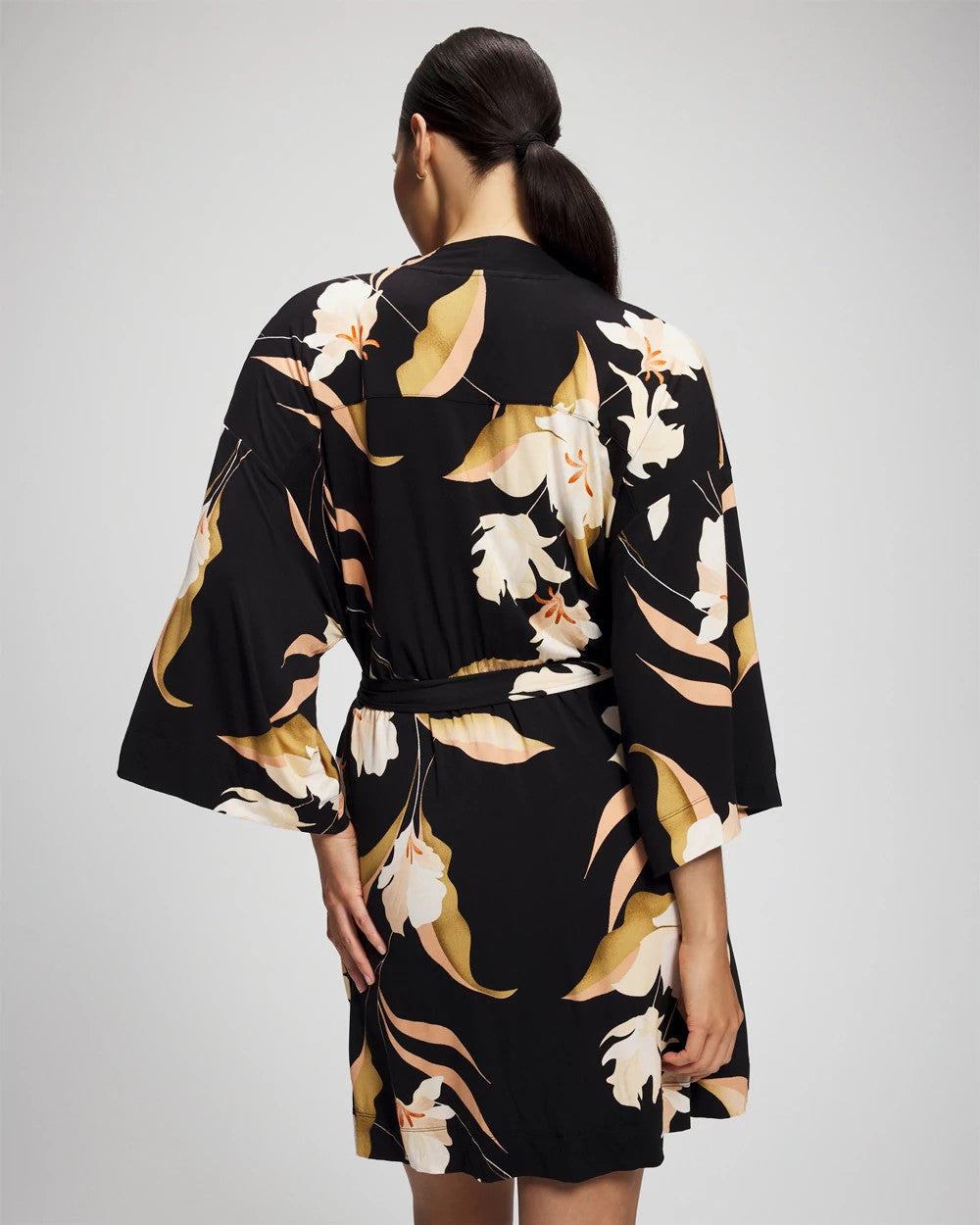 MYSTIC BLOOMS BLACK MID - Short Robe