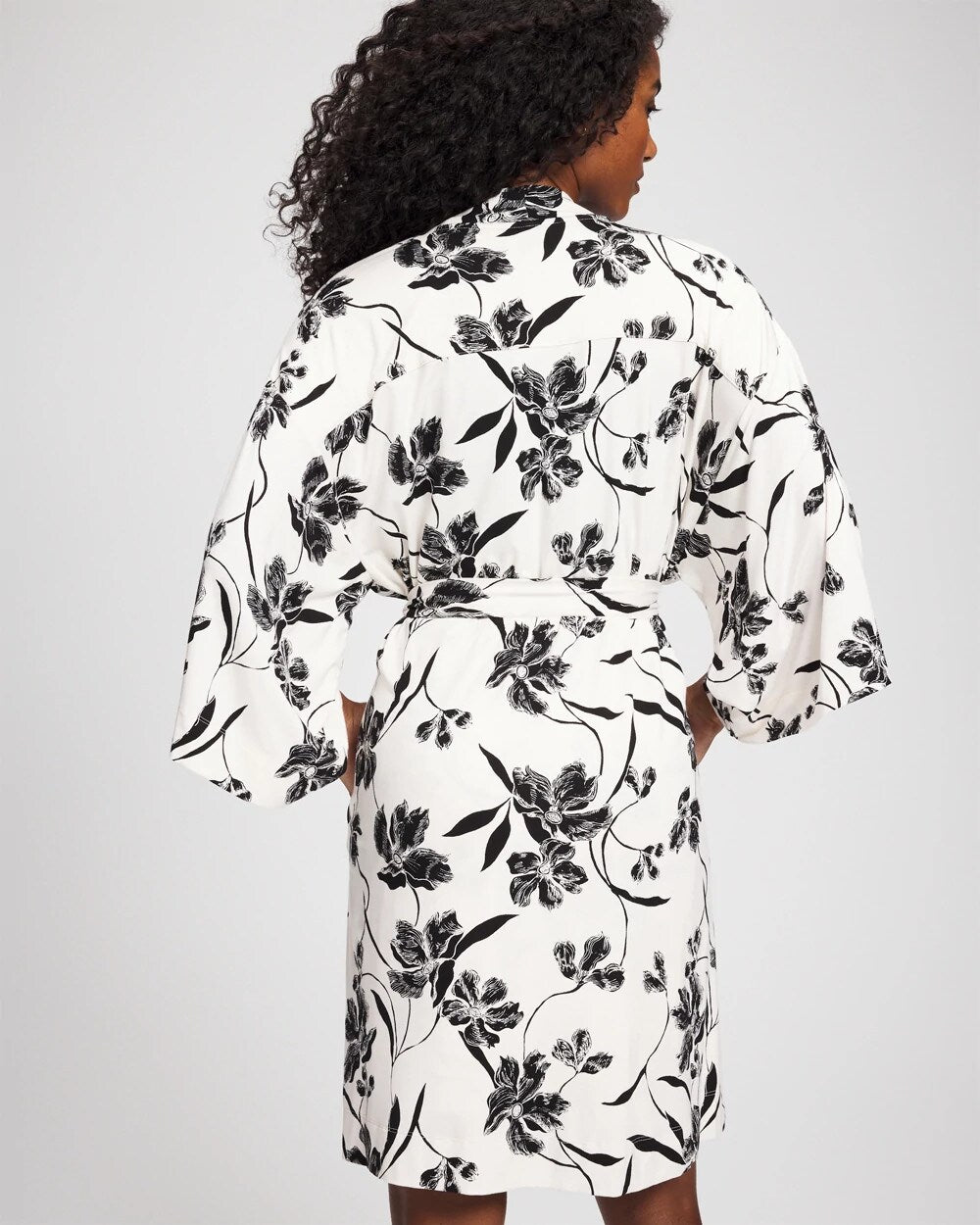 REFLECTION BLOOMS CHAMP - Short Robe