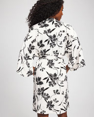 REFLECTION BLOOMS CHAMP - Short Robe