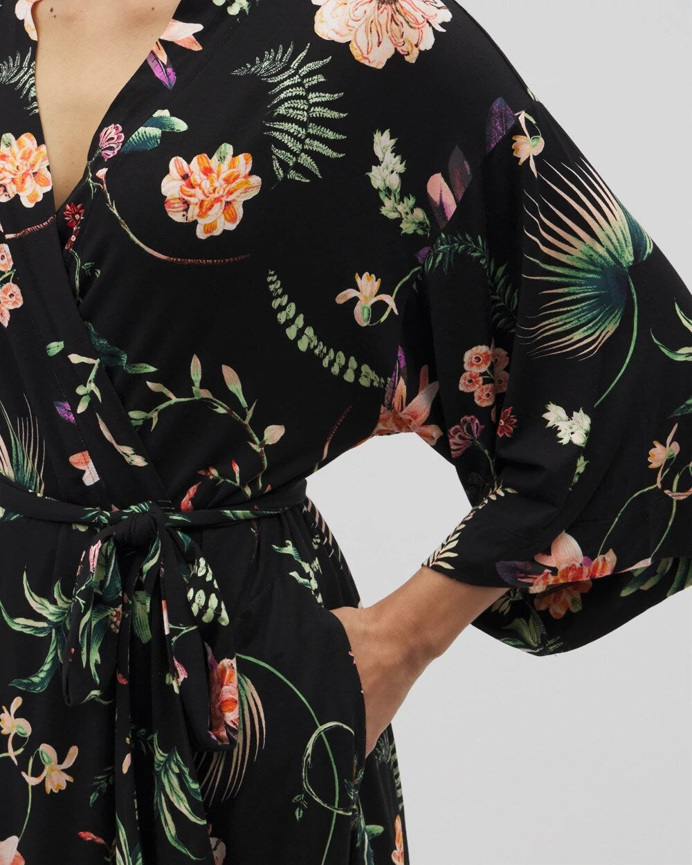 PARADISE PLUMES BLACK - Short Robe