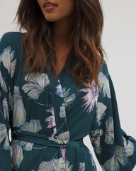 HAVEN BOTANICAL DARK SEA - Short Robe