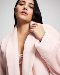 PRETTY PINK - Plush Short Robe