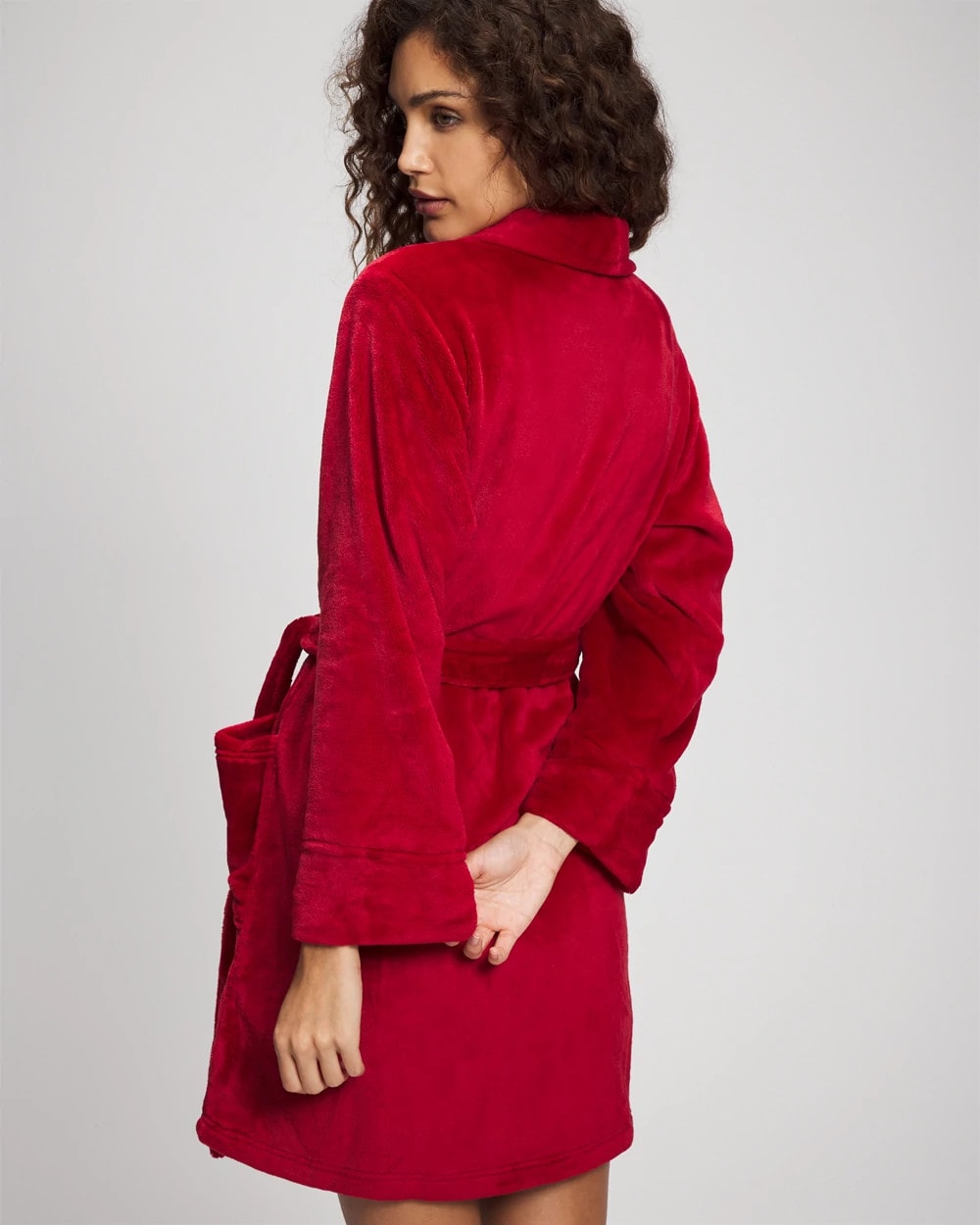 PAINT THE TOWN RED - Plush Short Robe