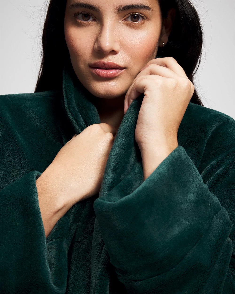 GREEN JOLIE - Plush Short Robe