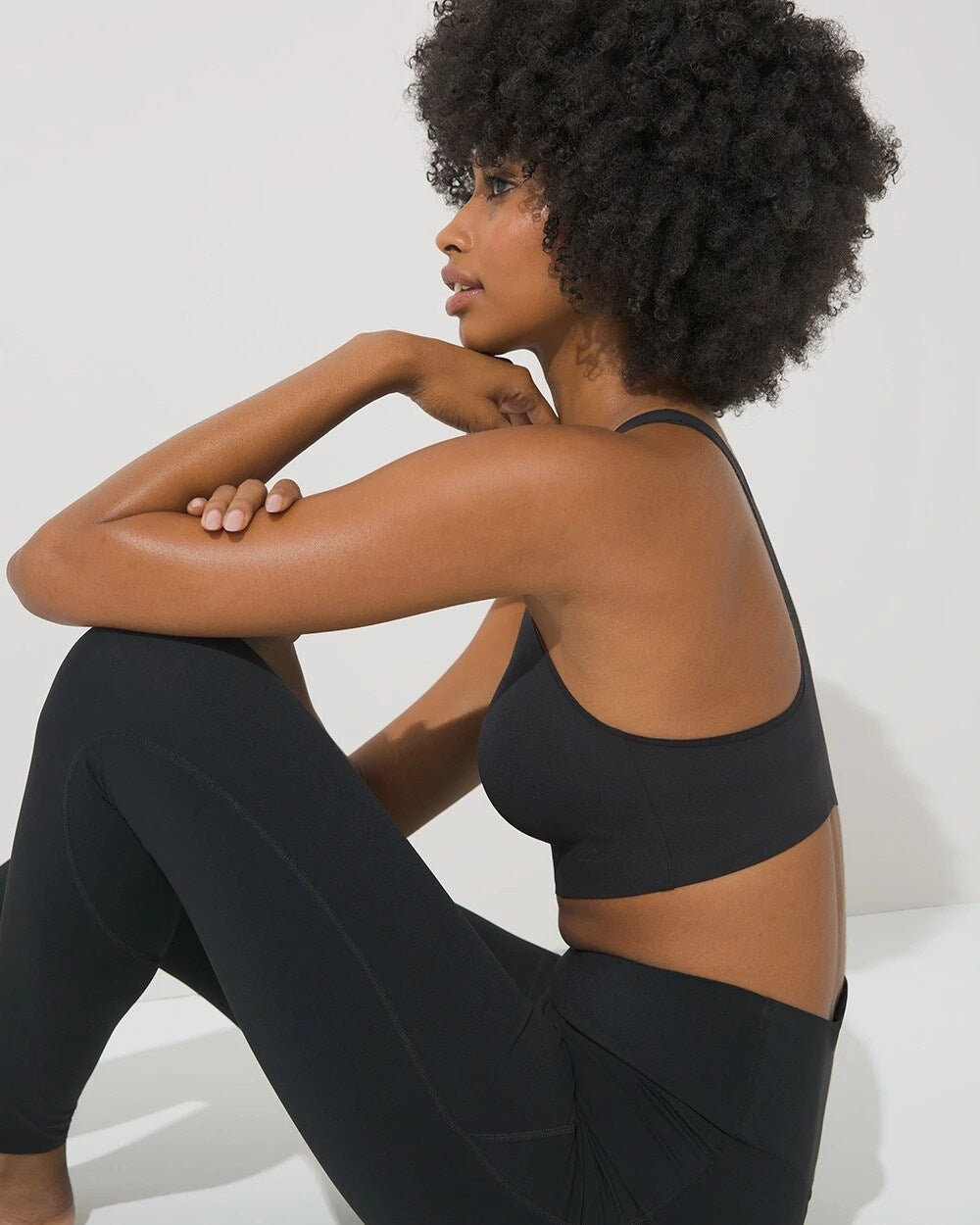BLACK - Racerback Bra