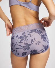 REFLECTION BLOOMS M LAV - Brief Panty with Enchanting Lace