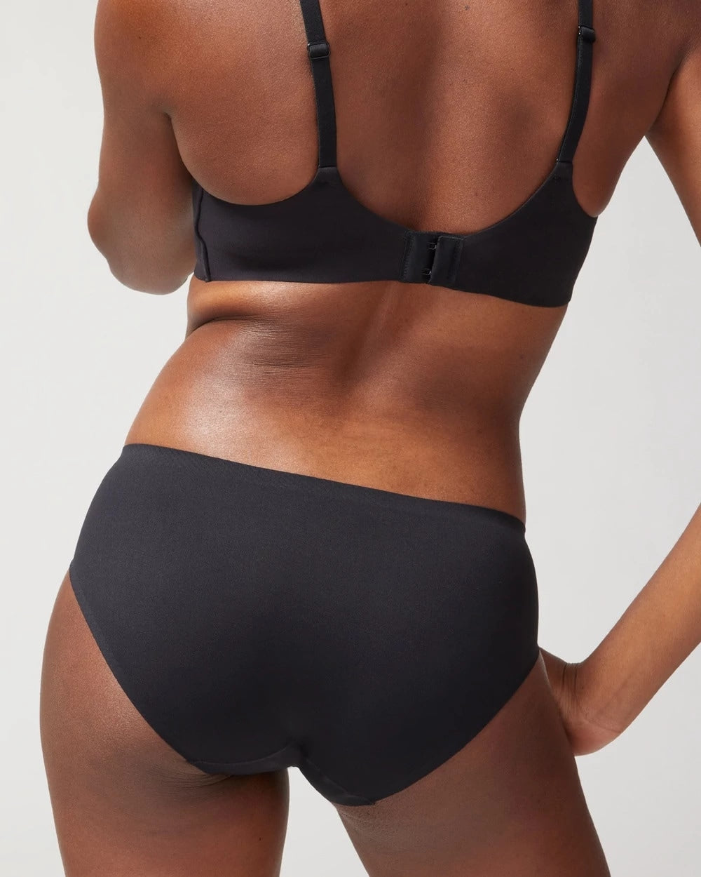 BLACK - Soft Stretch Hipster Panty