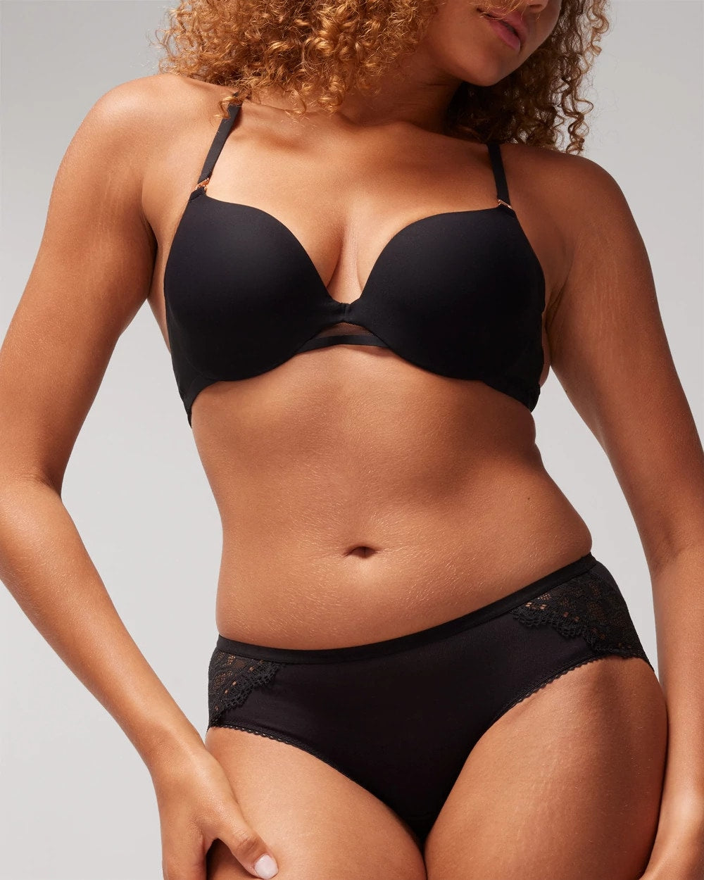 BLACK - Hipster Panty with Enchanting Lace