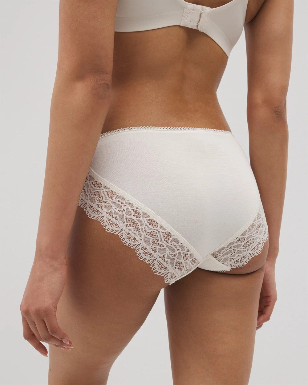 IVORY - Lace Hipster