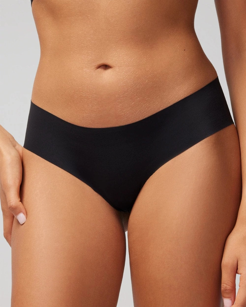 BLACK - Cheeky Hipster Panty