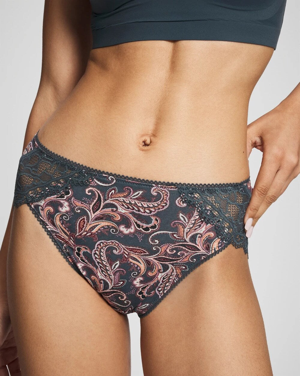 IMPERIAL PAISLEY M PET - High-Leg Panty with Enchanting Lace