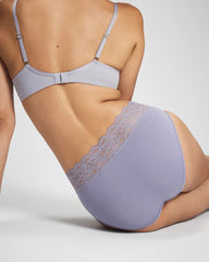 LAVENDER CLOUD - High-Leg Panty with Enchanting Lace
