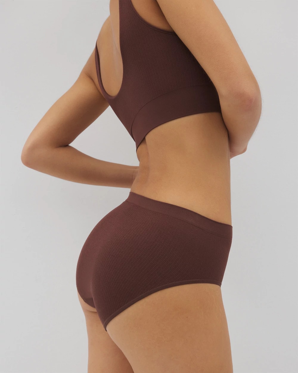 MOCHA - Seamless Rib High-Leg Panty