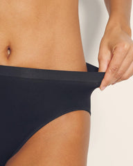 BLACK - High-Leg Panty