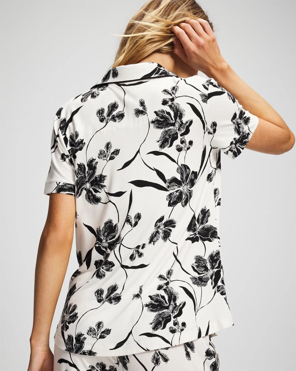 REFLECTION BLOOMS CHAMP - Piped Short Sleeve Notch Collar Pajama Top