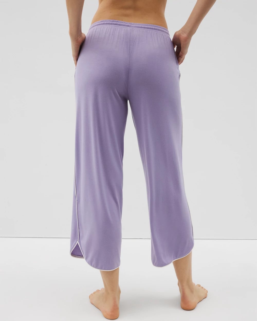 JACARANDA - Solid Piped Crop Pajama Pant