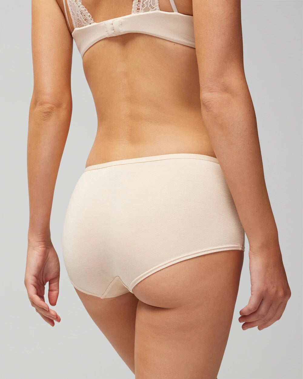 PALE SAND - Boyshort Panty with Enchanting Lace