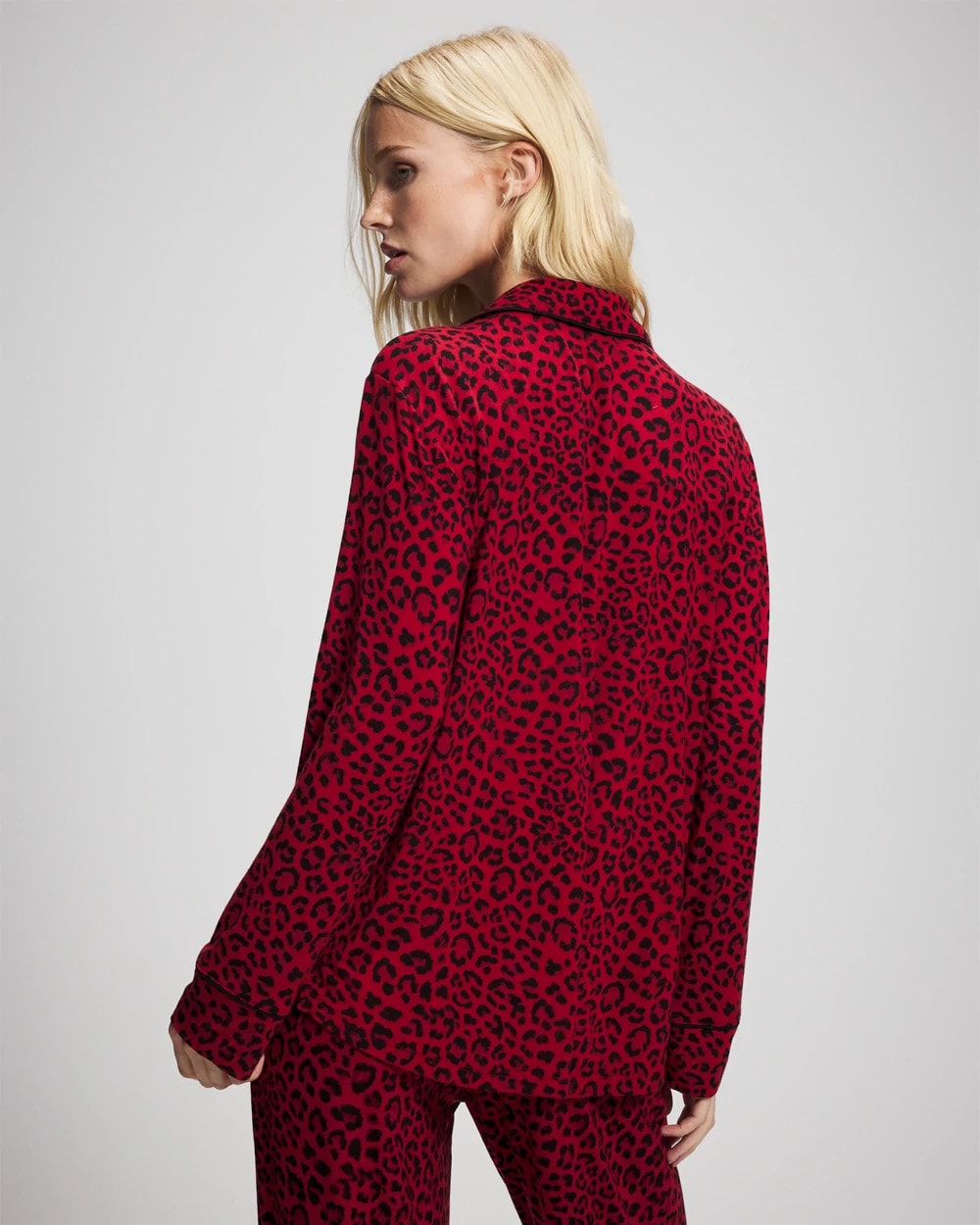 FELINE PAINT THE TOWN RED - Cool Nights Long Sleeve Notch Collar with Piped Placket Pajama Top