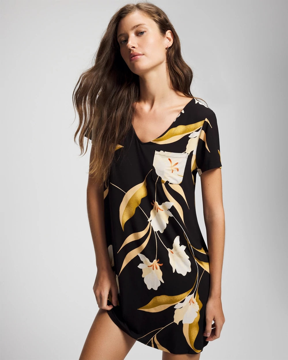 MYSTIC BLOOMS BLACK MID - Short Sleeve Sleepshirt