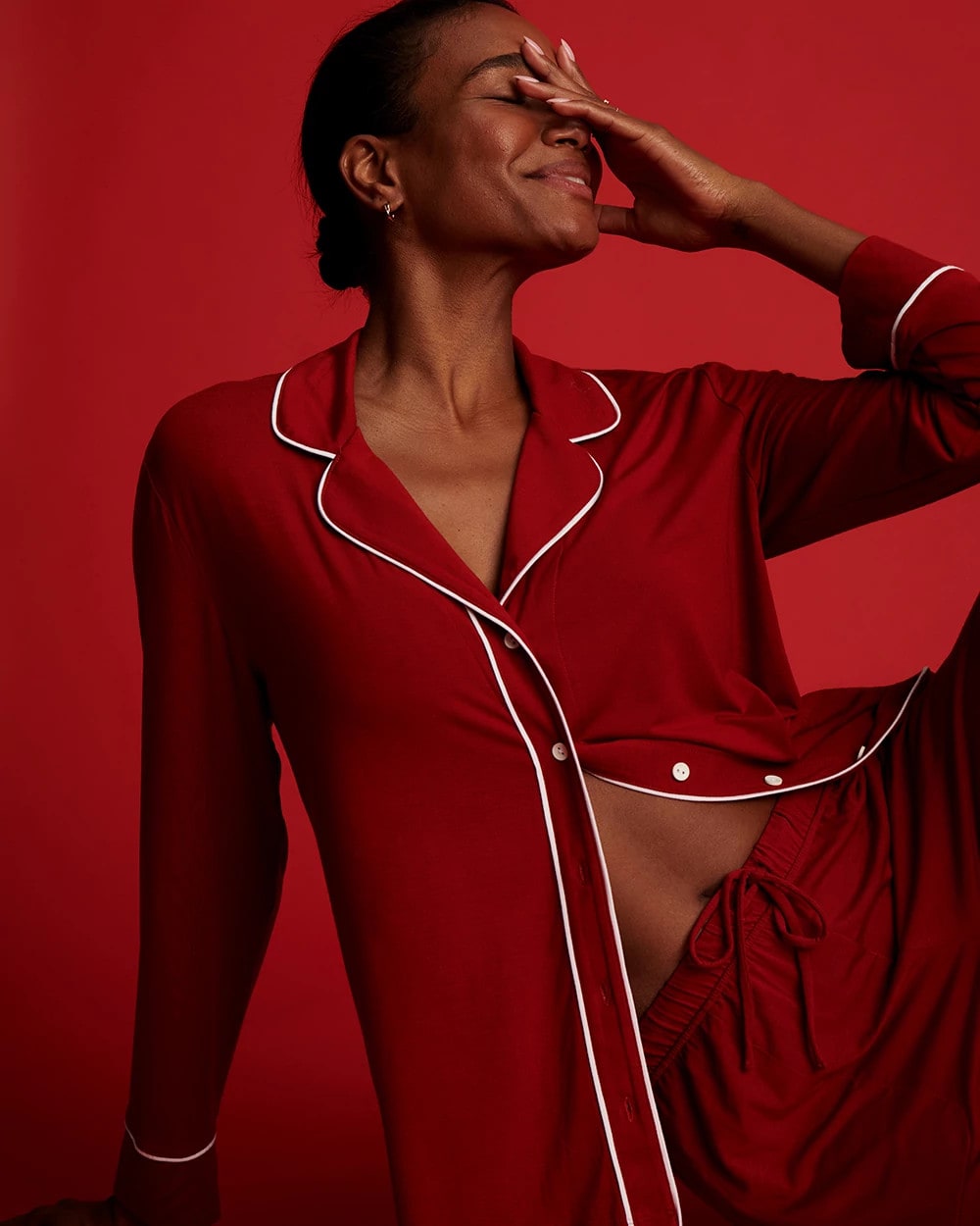 PAINT THE TOWN RED - Long Sleeve Notch Collar w/ Piped Placket Pajama Top