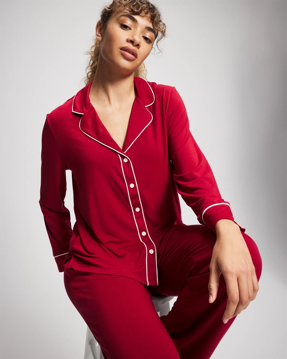 PAINT THE TOWN RED - Long Sleeve Notch Collar w/ Piped Placket Pajama Top