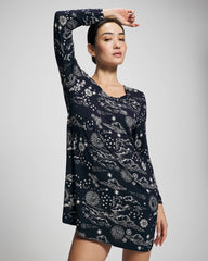 COSMIC BALLET NAVY - Long-Sleeve Sleepshirt