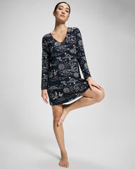 COSMIC BALLET NAVY - Long-Sleeve Sleepshirt