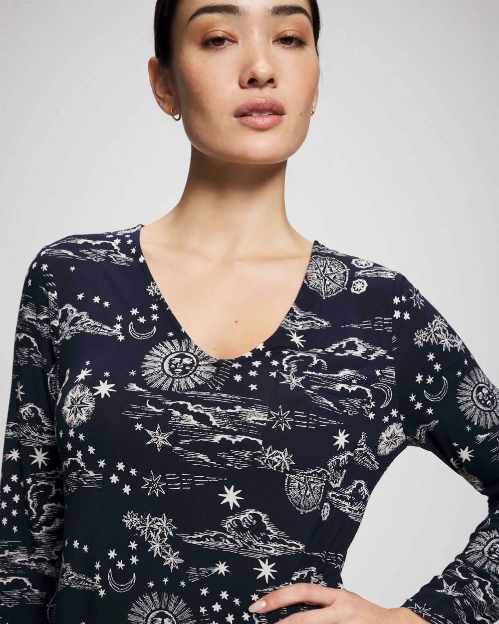 COSMIC BALLET NAVY - Long-Sleeve Sleepshirt